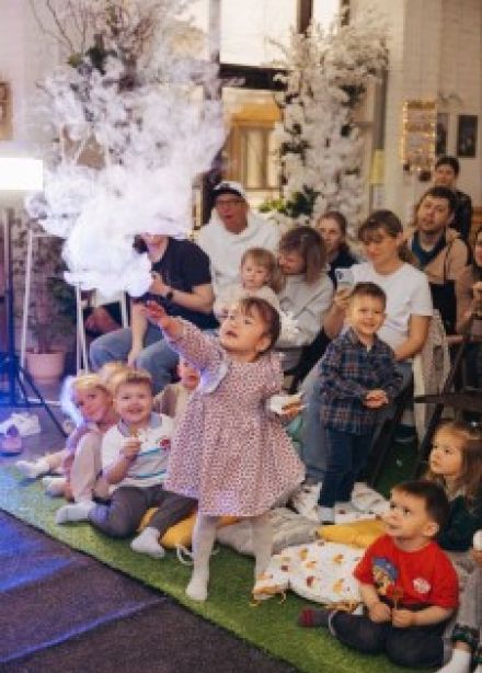 Пушистые хвостики и мыльный ветер