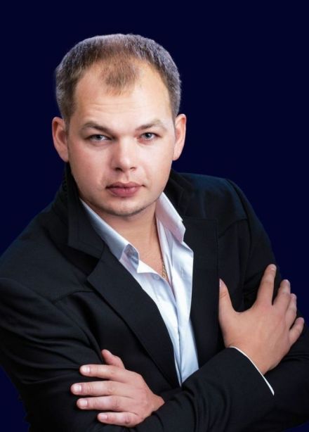 Алексей Брянцев
