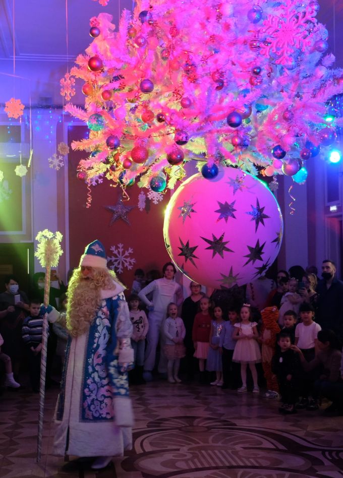 Кот и Пёс, интермедия. Новогодняя кампания