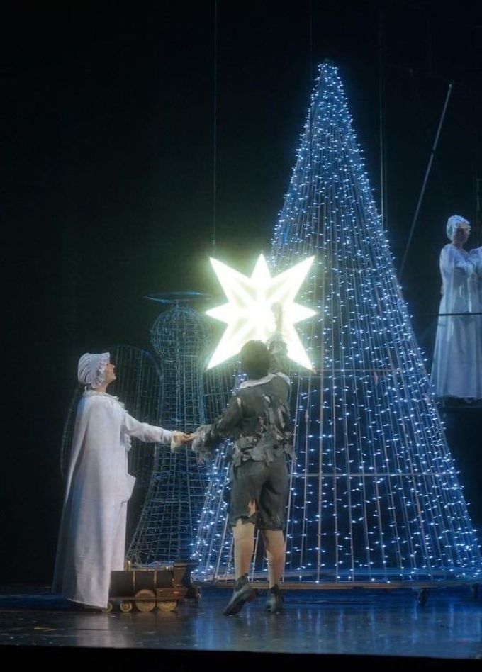 Опера «Мальчик у Христа на ёлке»