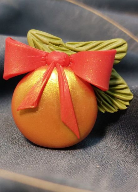 Брошь "Новогодняя". Мастер-класс по лепке из полимерной глины