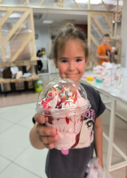 Новогодний десерт в стаканчике